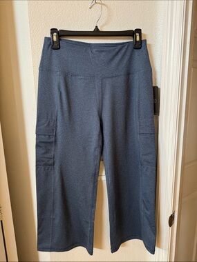 New York Laundry Charcoal Cropped Wide-Leg Pants with Side Pockets
